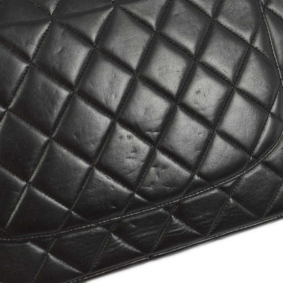 CHANEL Black Lambskin Jumbo Classic Flap Shoulder Bag 181634 - Picture 6 of 10